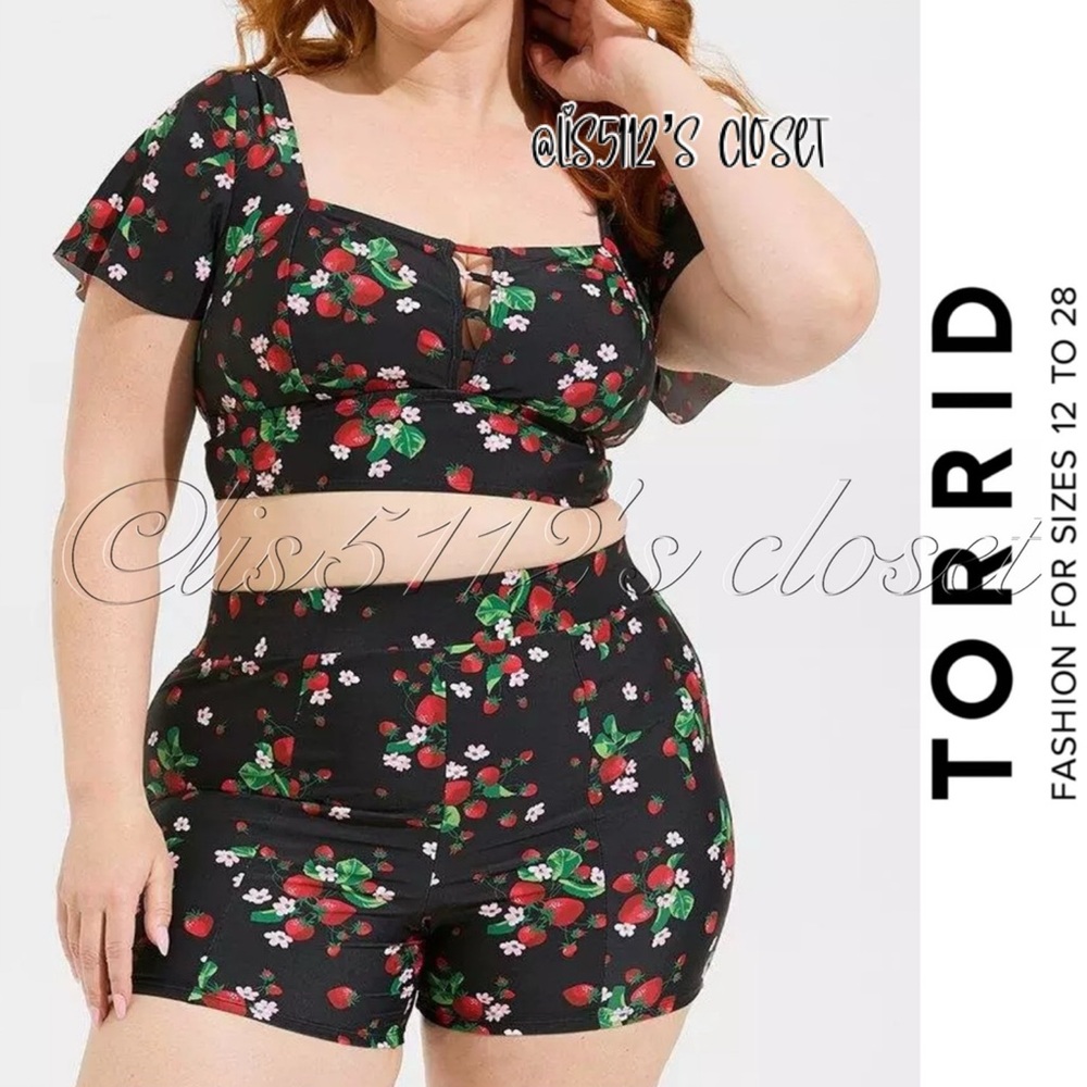 Torrid Retro Chic Strawberry Wireless Flutter Top & Retro Shorts Swimsuit SET 3X